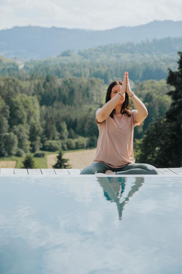 Am Wildbachberg - Luxus Ferienhaeuser Mit Infinitypool, Privatsauna Und Weinkeller Deutschlandsberg Εξωτερικό φωτογραφία