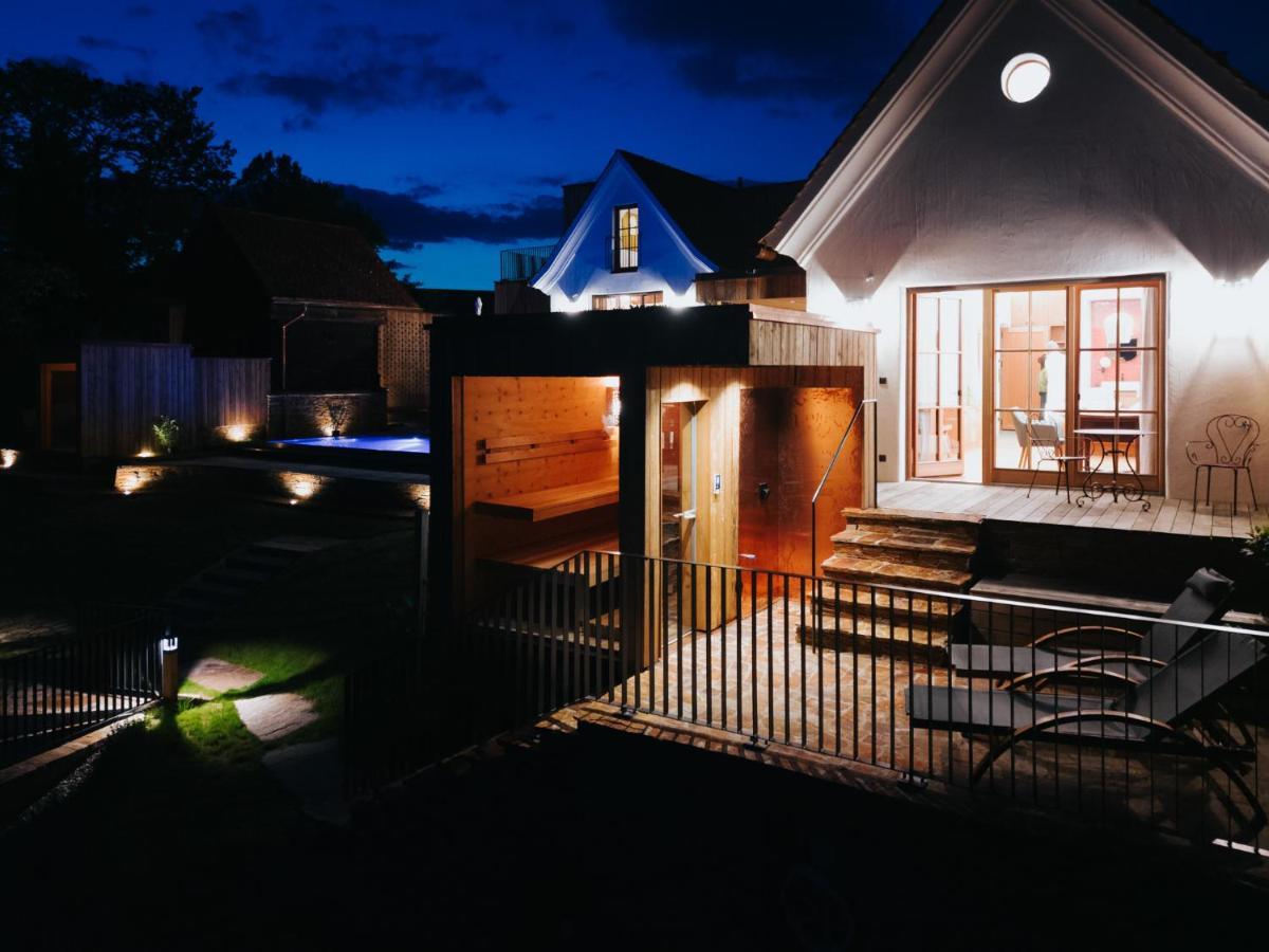 Am Wildbachberg - Luxus Ferienhaeuser Mit Infinitypool, Privatsauna Und Weinkeller Deutschlandsberg Εξωτερικό φωτογραφία